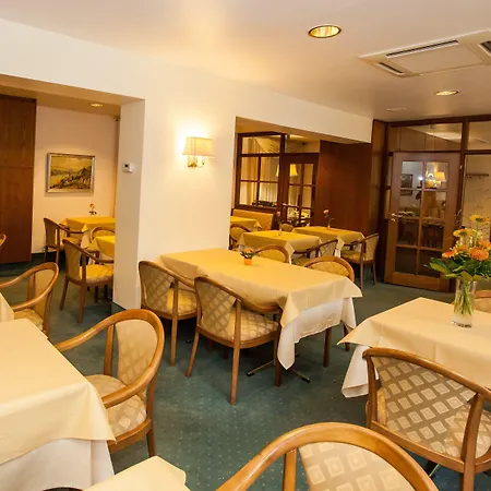 Garni Guenther Гостевой дом Боппард